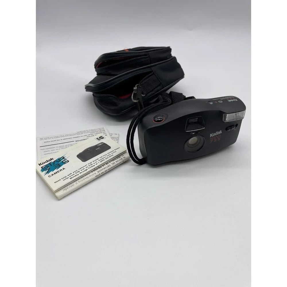 Kodak Star 735  Camera Built-in Flash 35mm  UNTESTED‎ With Bag Instructions